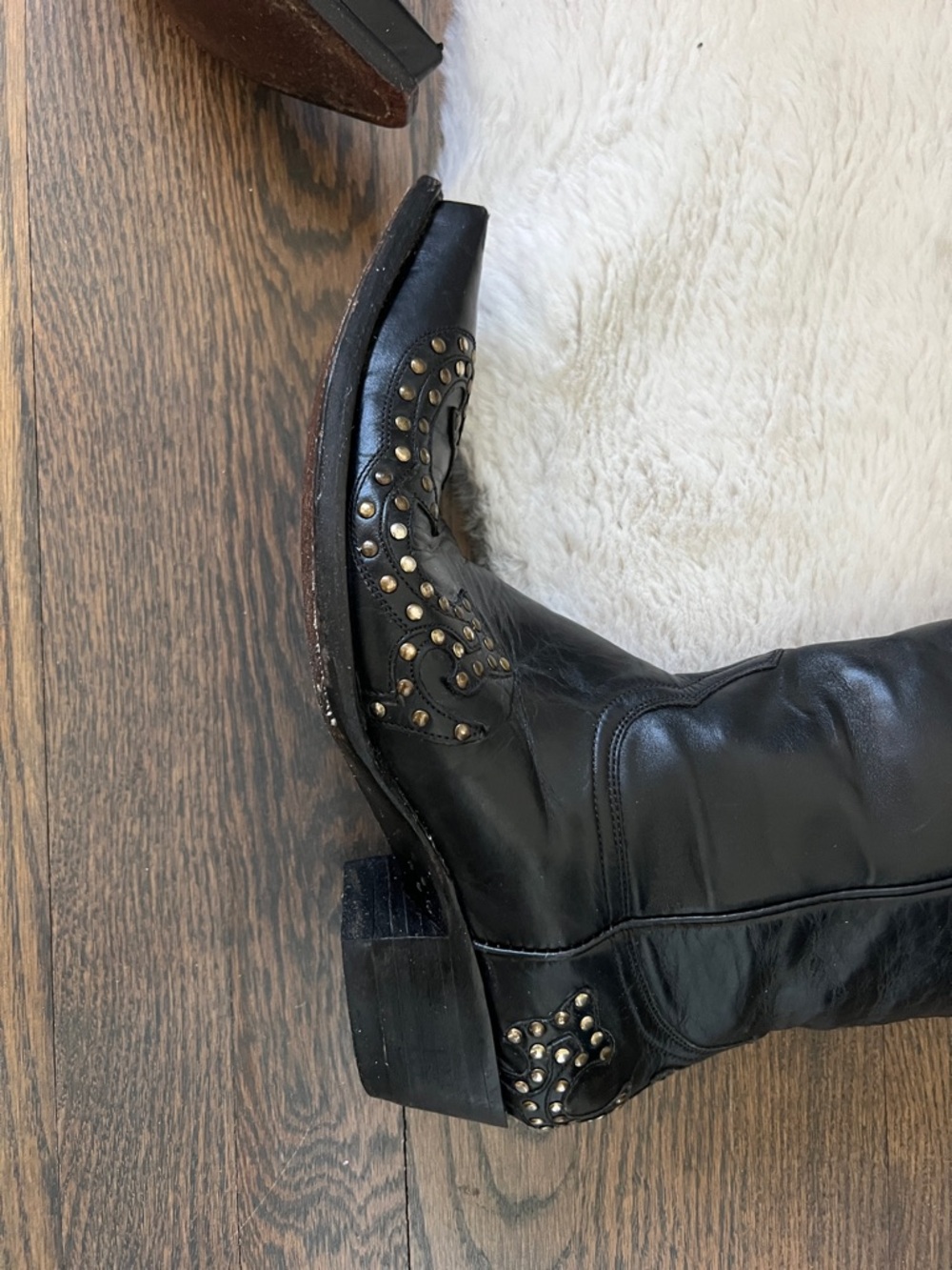 The Old Gringo Studded Black Leather Cowboy Boots, size 7.5 - Picture 14 of 16